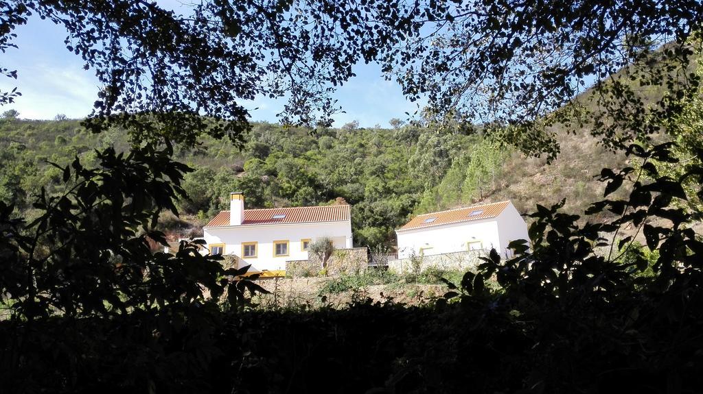 Gasthaus Casa Alva Aljezur Exterior foto